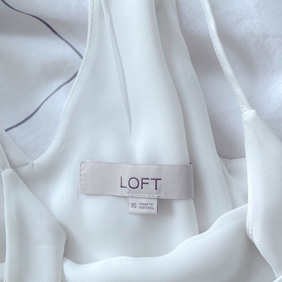 Loft Flowy Tank Top - Picture 3 of 3